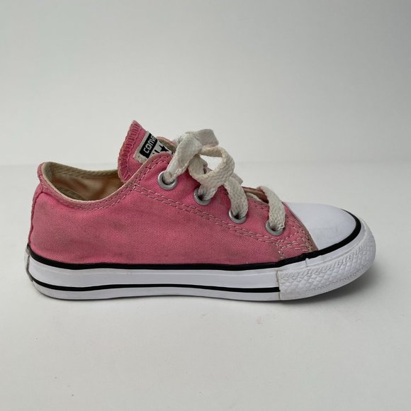 Pink Toddler Converse Chuck Taylor Low Top All Stars, Size 8 - Picture 3 of 8